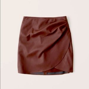 Abercrombie Vegan Leather Ruched Mini Skirt